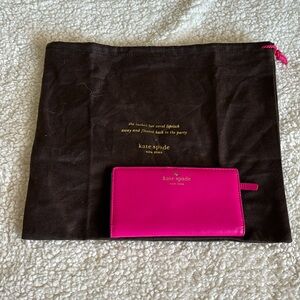EUC kate spade wallet with dust bag